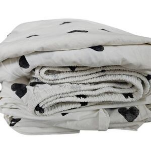 Emily & Meritt for pottery Barn sheets set